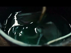 กลิ่นต่ํา ไม่มี Voc Art Epoxy Resin ทนต่อการกระแทกสําหรับเครื่องประดับตารางแม่น้ํา