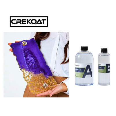 สีสว่างสูง Self-leveling Crystal Clear Epoxy Resin สําหรับเครื่องประดับบนโต๊ะ